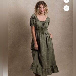 ISO - Neuflora Springhill Dress